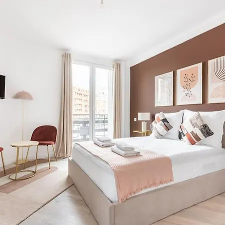 Apartment Lumineux Est - Serurier Paris